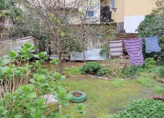 Продаю участок, 5.4 сот., Сочи, микрорайон Центральный, улица Крупской