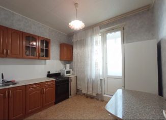 1-комнатная квартира в аренду, 40 м2, Москва, улица Адмирала Руднева, 12