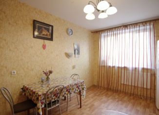 Сдам 2-комнатную квартиру, 60 м2, посёлок Парголово, улица Михаила Дудина, 25к1