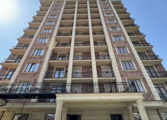 3-комнатная квартира на продажу, 130 м2, Махачкала, улица Азиза Алиева, 14, ЖК Золотые Ключи