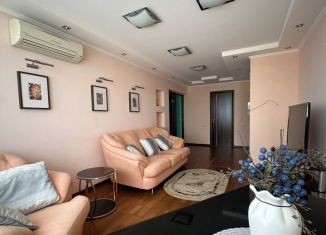 Сдается в аренду 2-комнатная квартира, 80 м2, Сочи, Виноградная улица, микрорайон Новый Сочи