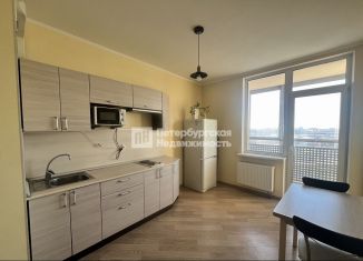 Сдается в аренду 1-комнатная квартира, 37.5 м2, Санкт-Петербург, проспект Александровской Фермы, 8, Невский район