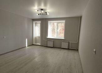 Продается 1-комнатная квартира, 37 м2, Тольятти, проспект Степана Разина, 55