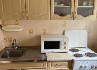 Продается 2-ком. квартира, 49.7 м2, Глазов, улица Кирова, 71А