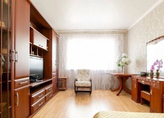 Сдам однокомнатную квартиру, 47 м2, Брянск, улица Луначарского, 7А