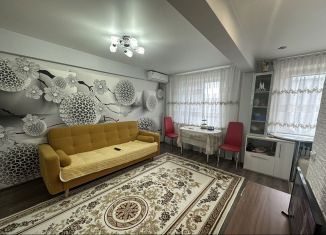 Продаю трехкомнатную квартиру, 58.7 м2, Сарапул, улица Ленина, 4