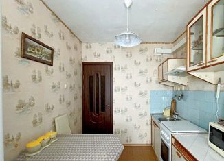 Трехкомнатная квартира на продажу, 65.9 м2, Армавир, Новороссийская улица, 44