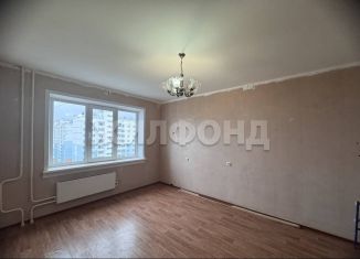 Продается однокомнатная квартира, 32.6 м2, Новосибирск, улица Титова, 240/1, метро Площадь Маркса