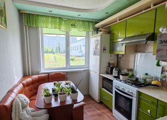 Продается 2-ком. квартира, 51.2 м2, Ишимбай, улица Докучаева, 4