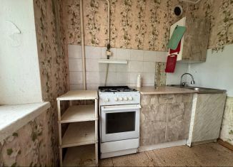 Продается 1-ком. квартира, 31.5 м2, Челябинск, улица Горького, 59, Тракторозаводский район