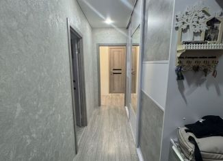 Трехкомнатная квартира на продажу, 65.7 м2, Чебаркуль, улица Крылова, 20Б