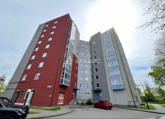 Продаю 1-ком. квартиру, 39 м2, Калининградская область, улица Шаманова, 8А