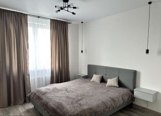 Сдам 1-ком. квартиру, 45 м2, Екатеринбург, Отрадная улица, 1/2, Верх-Исетский район