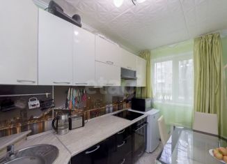 Продажа 2-комнатной квартиры, 43.8 м2, Тюмень, улица Монтажников, 14, Восточный округ