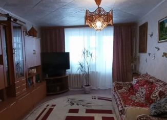 Продаю трехкомнатную квартиру, 61 м2, Маркс, улица Кирова, 88