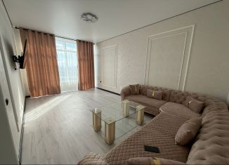 Аренда двухкомнатной квартиры, 80 м2, Грозный, улица Ризвана Исаевича Гайдабаева, 37