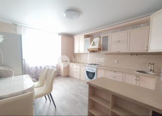 Продается двухкомнатная квартира, 63.6 м2, деревня Куюки, 4-й квартал, 2, ЖК Светлый