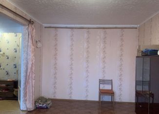 Продаю двухкомнатную квартиру, 43 м2, Ишимбай, улица Чкалова, 1