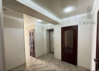 Продам 4-ком. квартиру, 104 м2, Грозный, улица Новаторов, 27