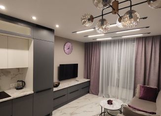 Сдаю 3-ком. квартиру, 90 м2, Краснодар, улица имени Дзержинского, 95, Западный округ