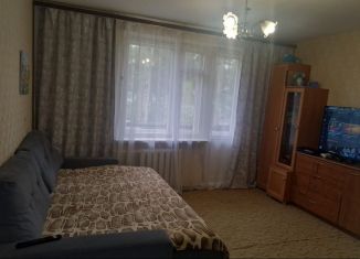 Продам 2-комнатную квартиру, 44 м2, Свердловская область, Озёрная улица, 11
