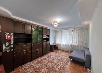 Аренда 3-ком. квартиры, 80 м2, Крым, улица Тургенева, 17