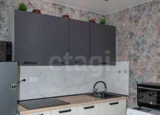 Продам 2-ком. квартиру, 52.3 м2, Курган, 1-й микрорайон, 27