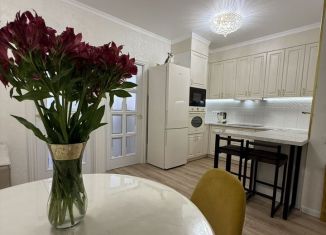 Продам 1-комнатную квартиру, 42 м2, Краснодар, улица Западный Обход, 39/2к6, улица Западный Обход