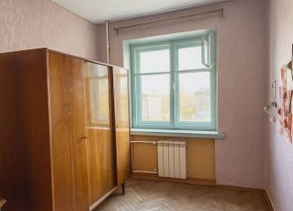 Двухкомнатная квартира на продажу, 43 м2, Ломоносов, Красноармейская улица, 8