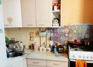 Сдается в аренду 1-комнатная квартира, 36.6 м2, Ревда, улица Максима Горького, 9