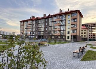 Продается 1-комнатная квартира, 2450 м2, Тюмень, ЖК Северный квартал, улица Надира Сагдеева, 4