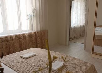 Сдам в аренду 3-комнатную квартиру, 70 м2, Махачкала, улица Ахульго, 39к1, Кировский внутригородской район