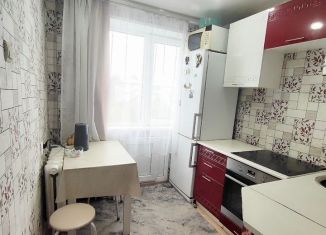 Продаю 2-ком. квартиру, 43.6 м2, Белово, улица Ленина, 14А