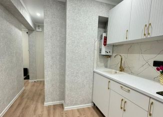 Продам 2-ком. квартиру, 43 м2, Калуга, площадь Победы, 9