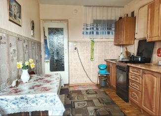 Продаю 3-ком. квартиру, 72.8 м2, Бахчисарай, Симферопольская улица, 42А