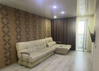 Продажа 2-ком. квартиры, 43 м2, Пермь, улица Крисанова, 19