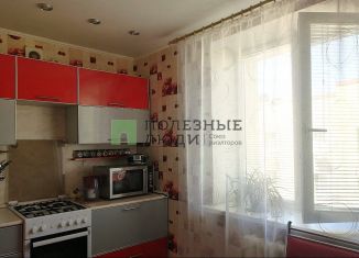 Продам 2-ком. квартиру, 53 м2, Сызрань, Красноуральская улица, 8