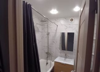 Сдам в аренду 1-комнатную квартиру, 34 м2, поселок городского типа Стройкерамика, улица Анетты Басс, 13