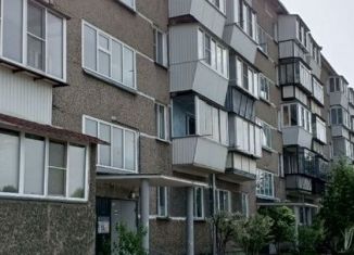 Продажа 2-ком. квартиры, 35 м2, Копейск, улица Терешковой, 13