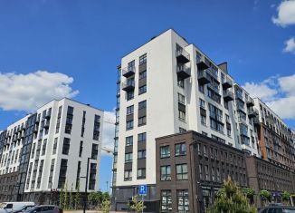 Продаю 1-ком. квартиру, 47.8 м2, Калининград