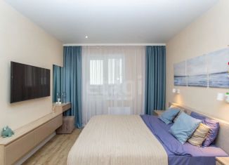 Продаю 2-ком. квартиру, 65 м2, Тобольск, 10-й микрорайон, 65А