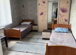 Дом в аренду, 60 м2, поселок городского типа Афипский, улица 50 лет Октября, 27