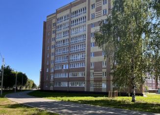 Продаю 2-ком. квартиру, 60 м2, Йошкар-Ола, Западная улица, 11, микрорайон Фестивальный