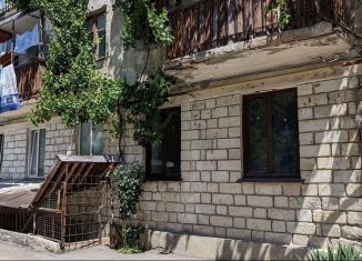 Продаю 3-комнатную квартиру, 53.5 м2, Феодосия, Советская улица, 25