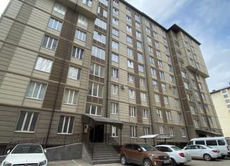 Продам 1-ком. квартиру, 52 м2, Нальчик, улица Шарданова, 46, ЖК Белые Паруса