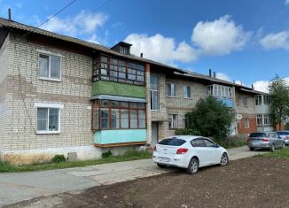 Продажа 3-комнатной квартиры, 60.9 м2, поселок городского типа Шаля, улица Свердлова, 10А