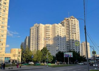 Продаю 1-комнатную квартиру, 36.5 м2, Москва, Скобелевская улица, 3, метро Улица Скобелевская