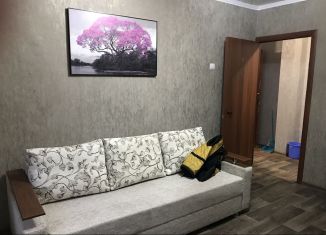 Сдам 1-ком. квартиру, 30 м2, Ростовская область, улица Авиаторов, 12