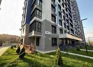 Продается трехкомнатная квартира, 93 м2, Новороссийск, улица Алексея Матвейкина, 1Ак4