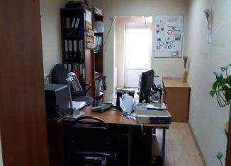 Продам офис, 28.4 м2, Серпухов, улица Ворошилова, 57